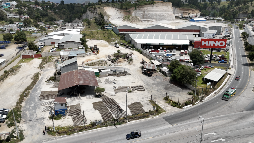 Propiedad Comercial Premium – 25 Cuerdas en Periférico Salcajá